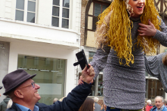 STILTLIFE-StreeTTheater-DRUNK-PUNCH-LOVE-7