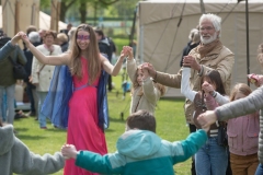 EARTH-1-COMMUNITY-DANCE- Foto Wim de Knegt