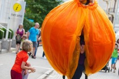 STILTLIFE-StreeTTheater-NARANJA-Merano-2019-2