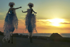 STILTLIFE-StreeTTheater-PLASTIC-not-so-FANTASTIC-4-klein