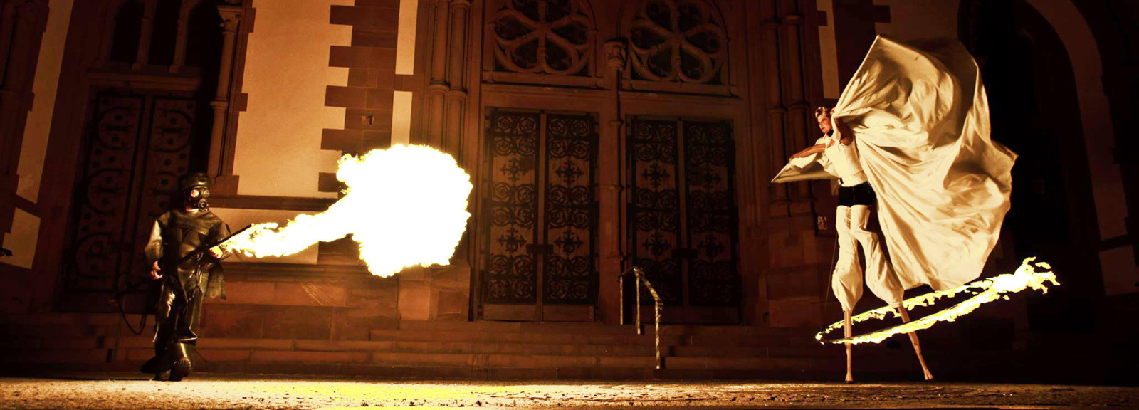 ANGEL & DEMON – Vurig Straattheater
